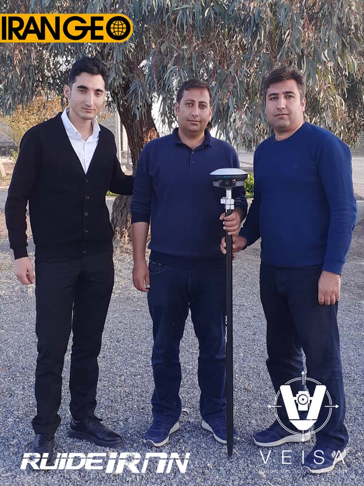 شرکت آریا پیکن هلیل رود زیر مجموعه هواپیمایی ماهان خریدار گیرنده مولتی فرکانس روید مدل RENO1 در دومین نمایشگاه بین المللی ایران ژئو. سپاس از اعتماد شما